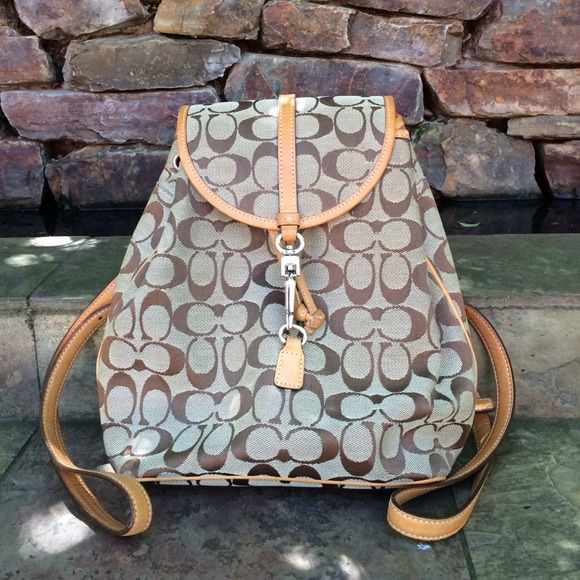 Signature 💯% Authentic Coach Backpack!