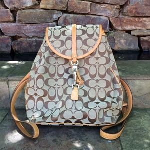 Signature 💯% Authentic Coach Backpack!