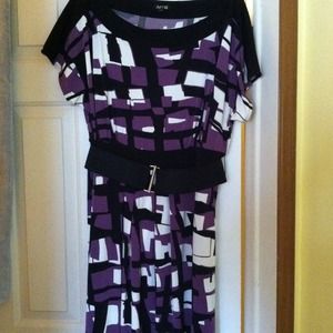 Beautiful dress. Easy care Apt9, for any Occasion