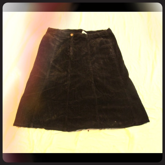 Corduroy skirt