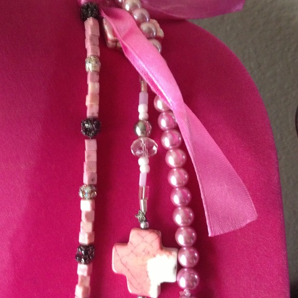 3 necklaces - Picture 3 of 3