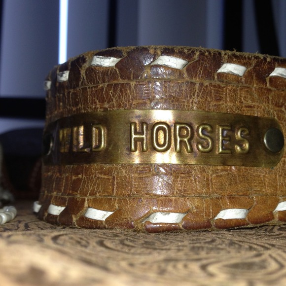 Leather cuff