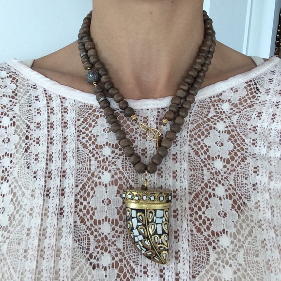 Necklace - Picture 3 of 4