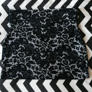 Lace-print Mini Skirt!