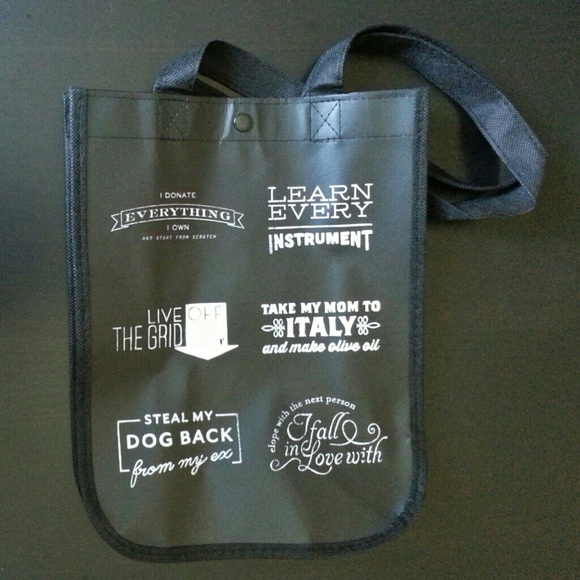 Lululemon black shopping bag - Picture 2 of 2