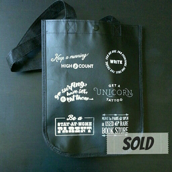 Lululemon black shopping bag - Picture 1 of 2