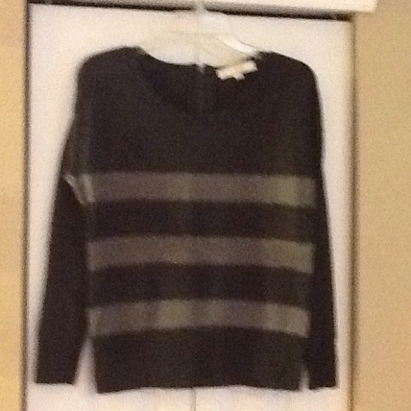 Dark/light grey stripe sweater