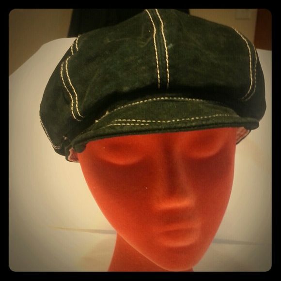Liz Claiborne Black Suede Hat