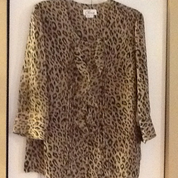 Animal print ruffled top