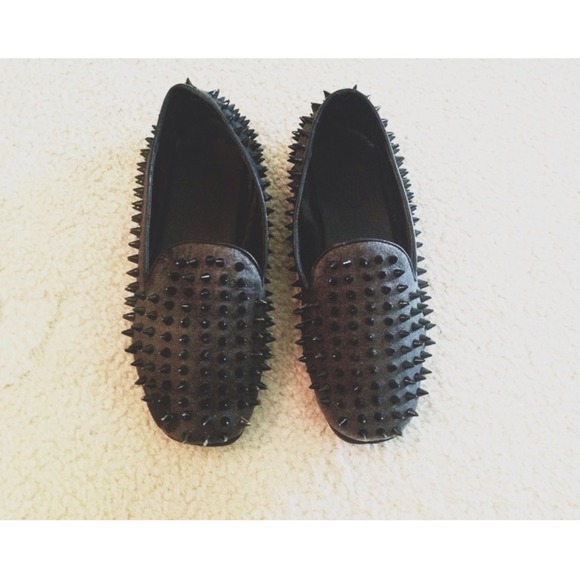 ❌SOLD UNIF Hellraisers