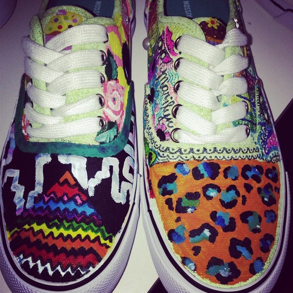 CUSTOM HANDPAINTED SNEAKERS! YOU DESIGN, I PAINT