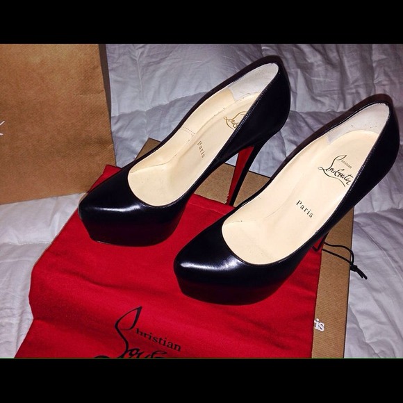 Christian Louboutin Pumps - Picture 2 of 3