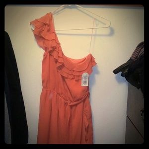 Beautiful spring dress.