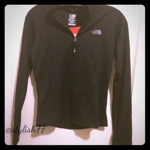 The North Face VaporWick Pullover