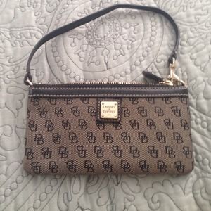Dooney & Bourke wristlet