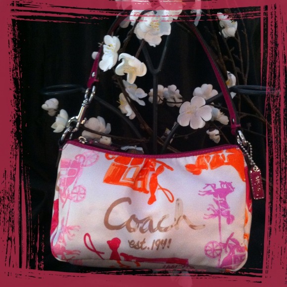 Coach Handbags - 💝 SOLD in Bundle 💝