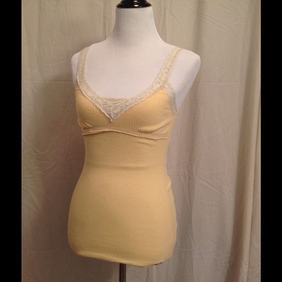 **Yellow lacy tank