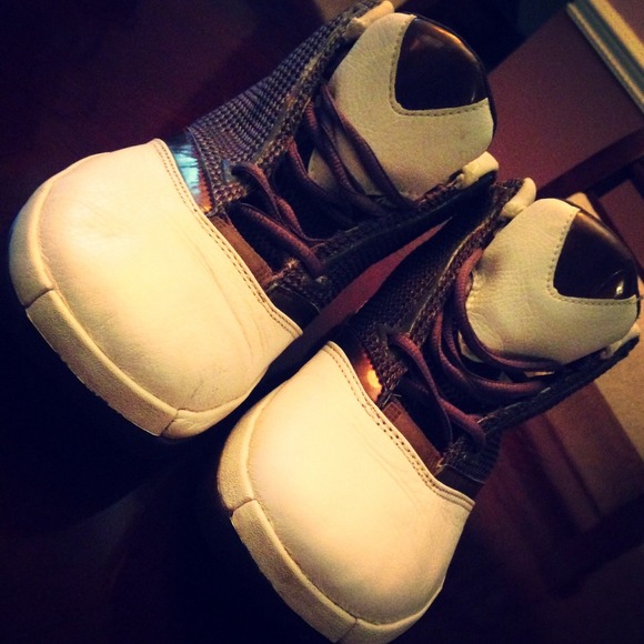 Vintage Jordan's! - Picture 1 of 3