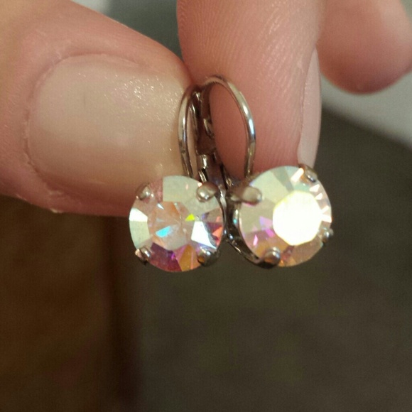 Beautiful crystal Sabika earrings