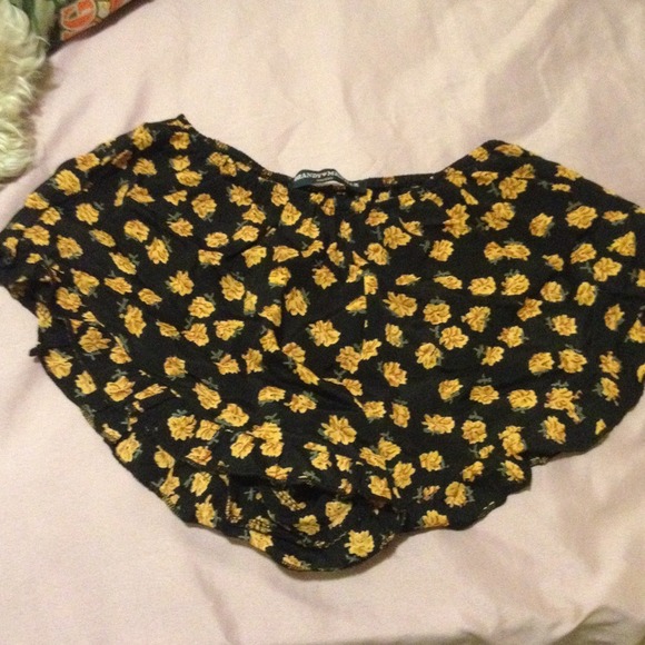 Brandy Melville vodi shorts