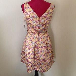 Zac Posen Dresses - HP๐{Zac Posen Brocade Dress} Zac Posen Dresses - HP๐{Zac Posen Brocade Dress}