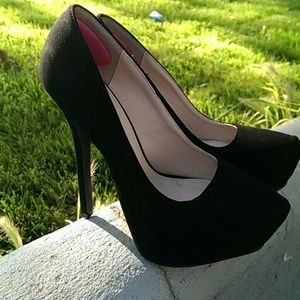 Qupid high pumps