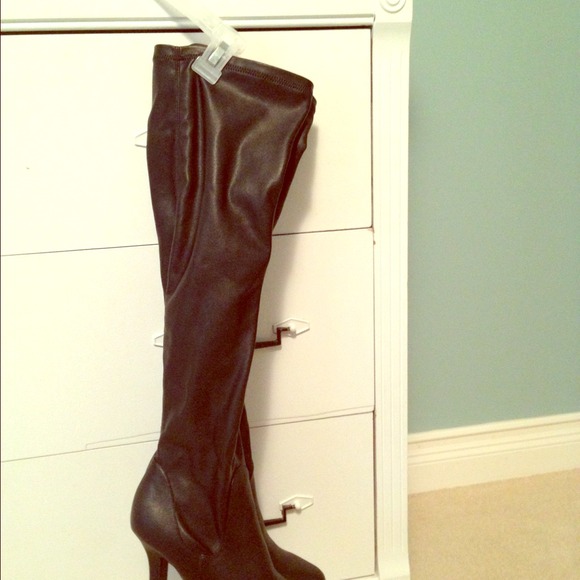 Thigh High black leather boots SimplyVera
