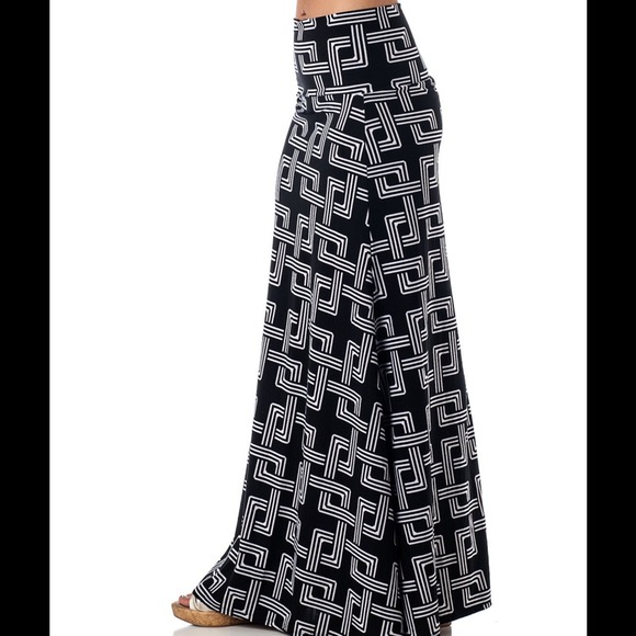 Dresses & Skirts - Maxi skirt⭕️REDUCED⭕️