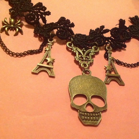 Skull Choker❌SOLD❌ - Picture 3 of 3