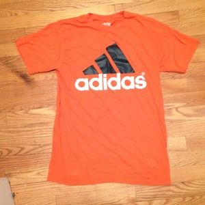Adidas T-shirt