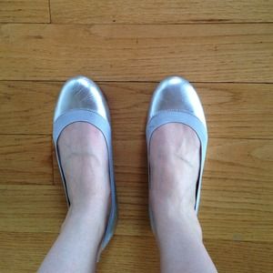 Banana republic flats