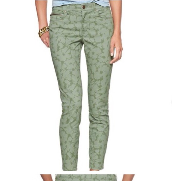 GAP Floral Ankle Jeans