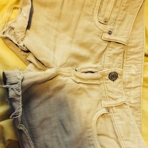 Size 4 ae midi khaki shorts