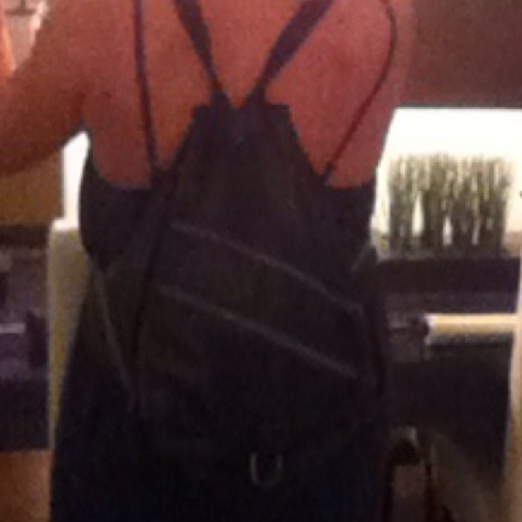 NEW LOW PRICE✨🎒Leather Black Back Pack🎒✨ - Picture 4 of 4