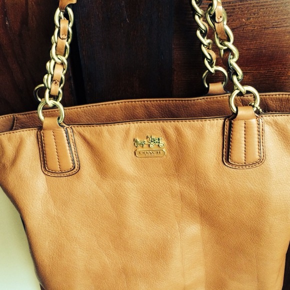 ❌Traded❌AUTHENTIC brown leather coach bag!