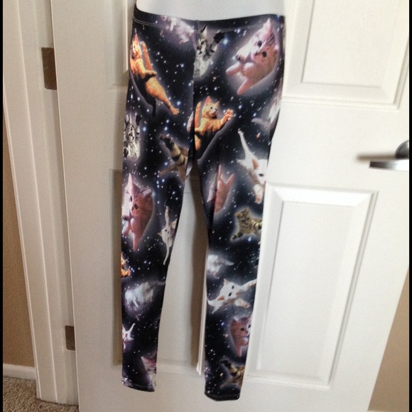 Space cat leggings! - Picture 2 of 2