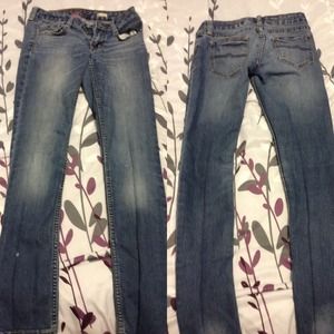 Skinny jeans