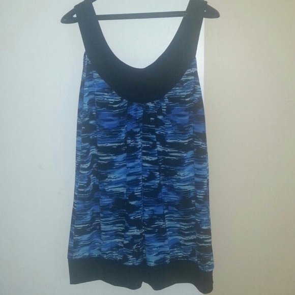 🌷🌷SOLD🌸🌸NWT Plus size 3X top