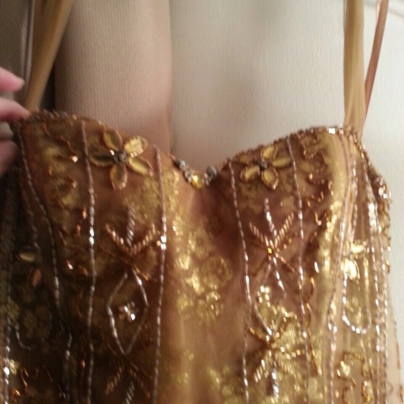 Evening gowns! - Picture 4 of 4