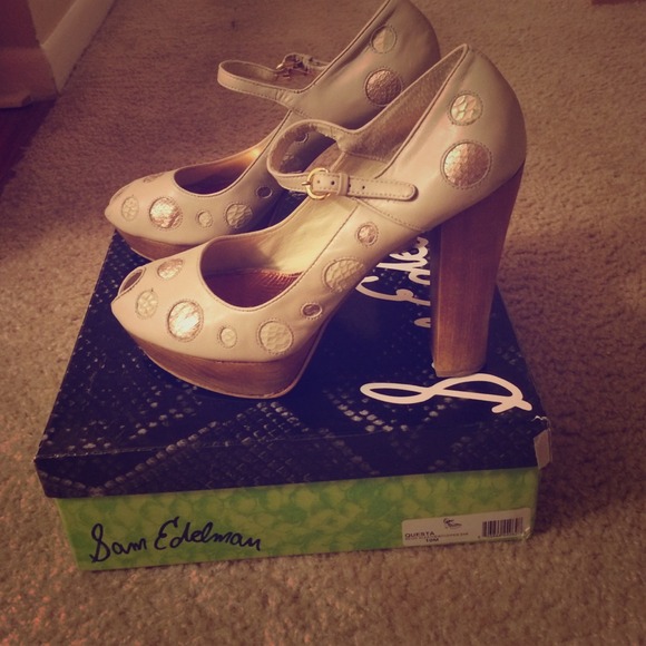 Sam Eldelman Mary Jane Platform - Picture 1 of 4