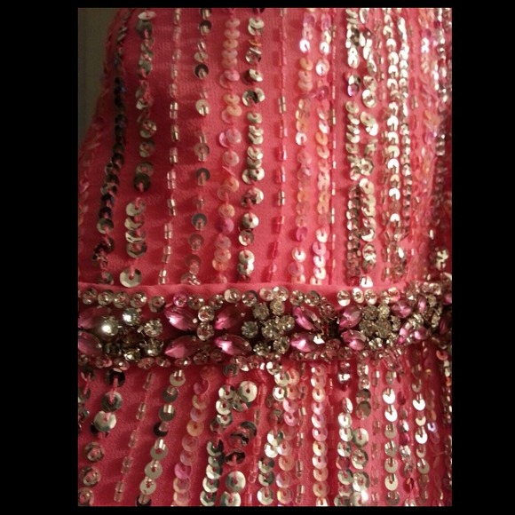 Evening gown! - Picture 3 of 5