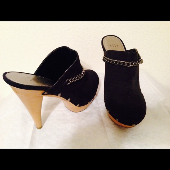 Elle black suede heels size 8