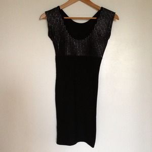 Black bodycon dress