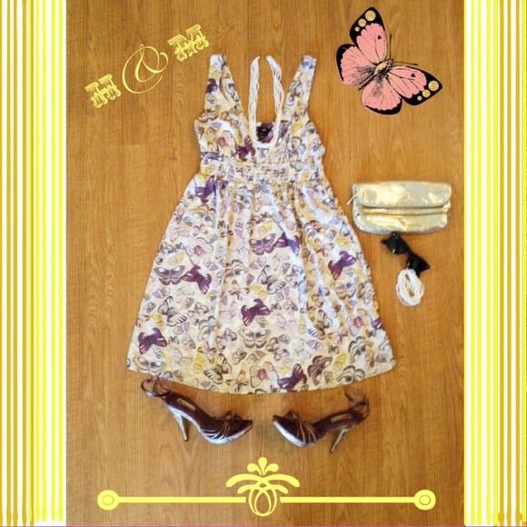 👯 H&M butterfly 🌞 summer dress! 💁NEW LISTING!🎈