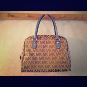 SOLD Stunning Michael Kors MK Tote Bag Purse