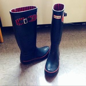 Tall hunter boots size 7