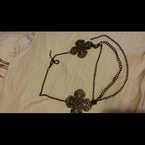 Flower necklace