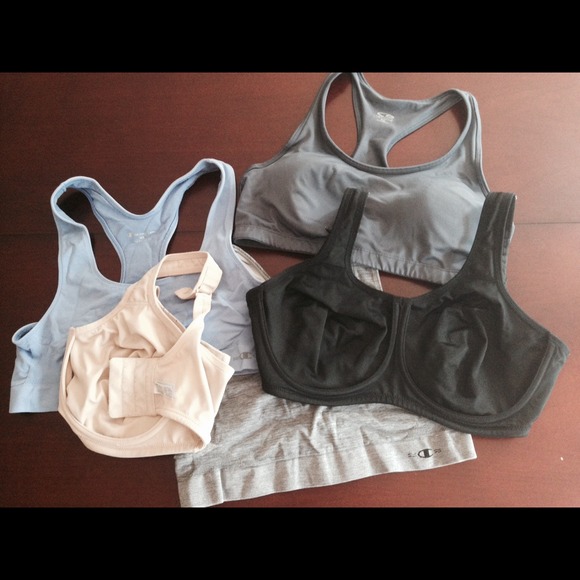 Sports Bra Lot