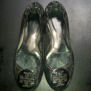 Used Tory Burch size 9 snake pattern flats