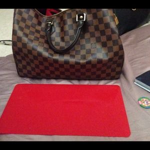 Louis Vuitton speedy 35